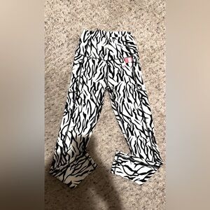 nwot zyia leggings- zebra print.